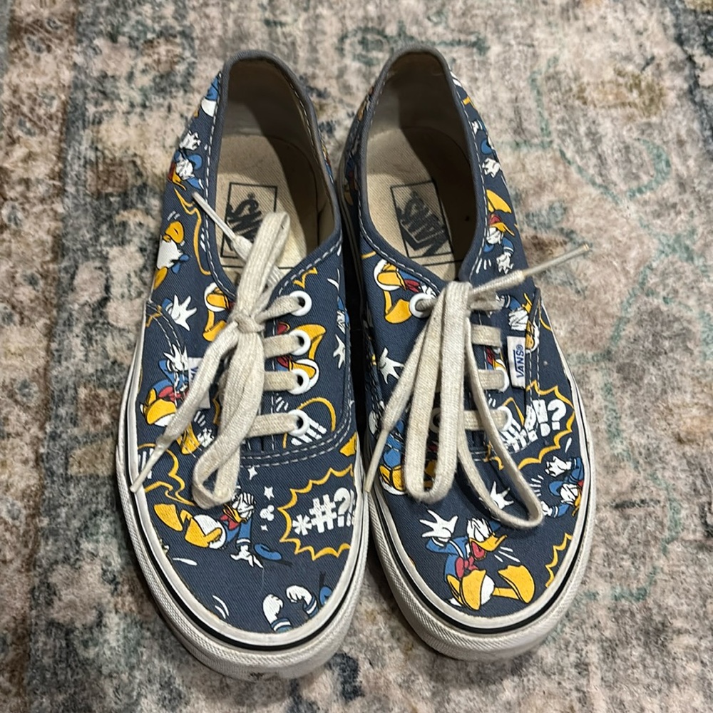 Donald Duck Vans